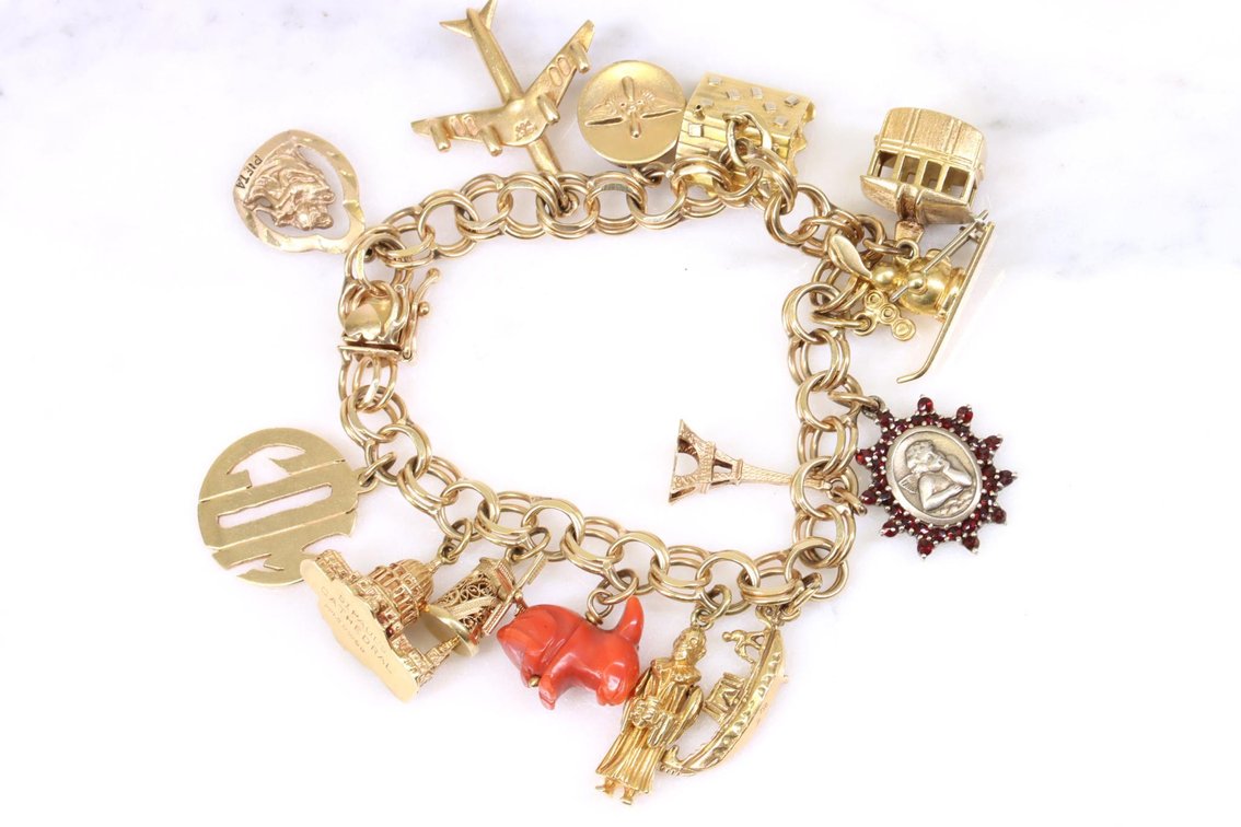 14KY Gold Charm Bracelet with Charms