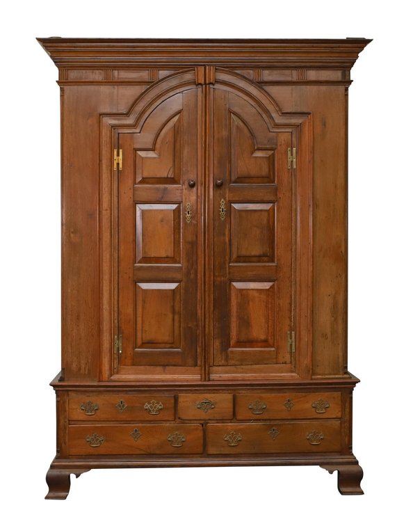 Pennsylvania Chippendale Walnut Shrank