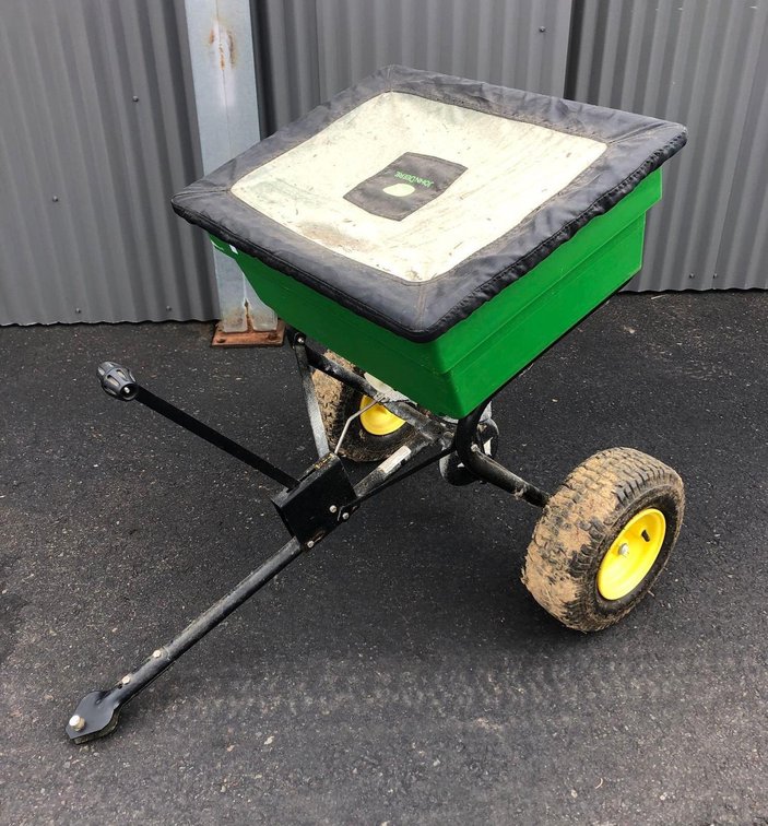 John Deere Broadcast Spreader