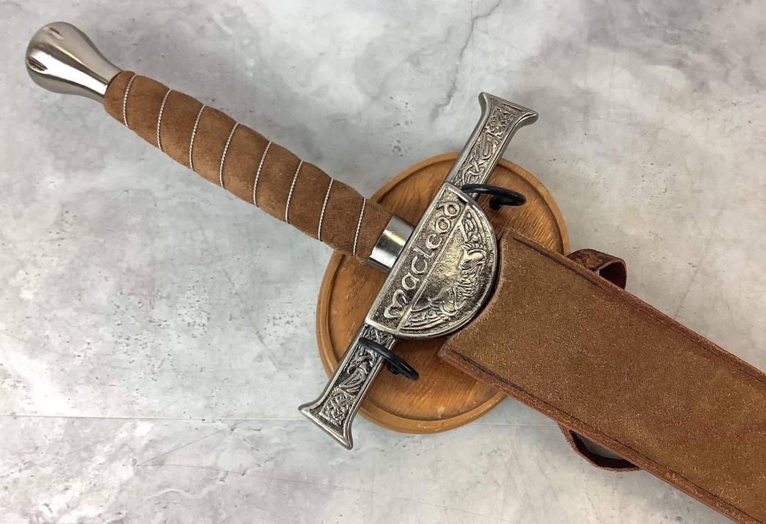 Large Macleod Sword With Sheath