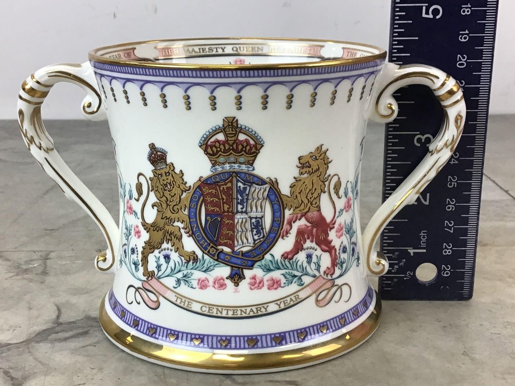 Image for Queen Elizabeth Memorabilia