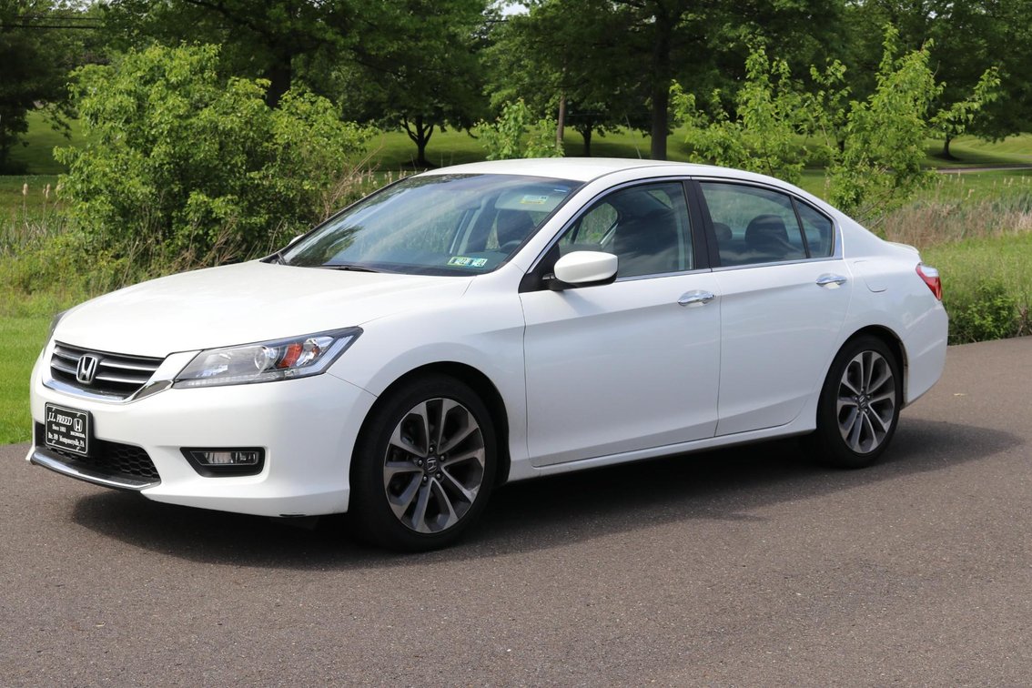 Image for Vehicles & Equipment | June 15, 2022 at 7:00 PM