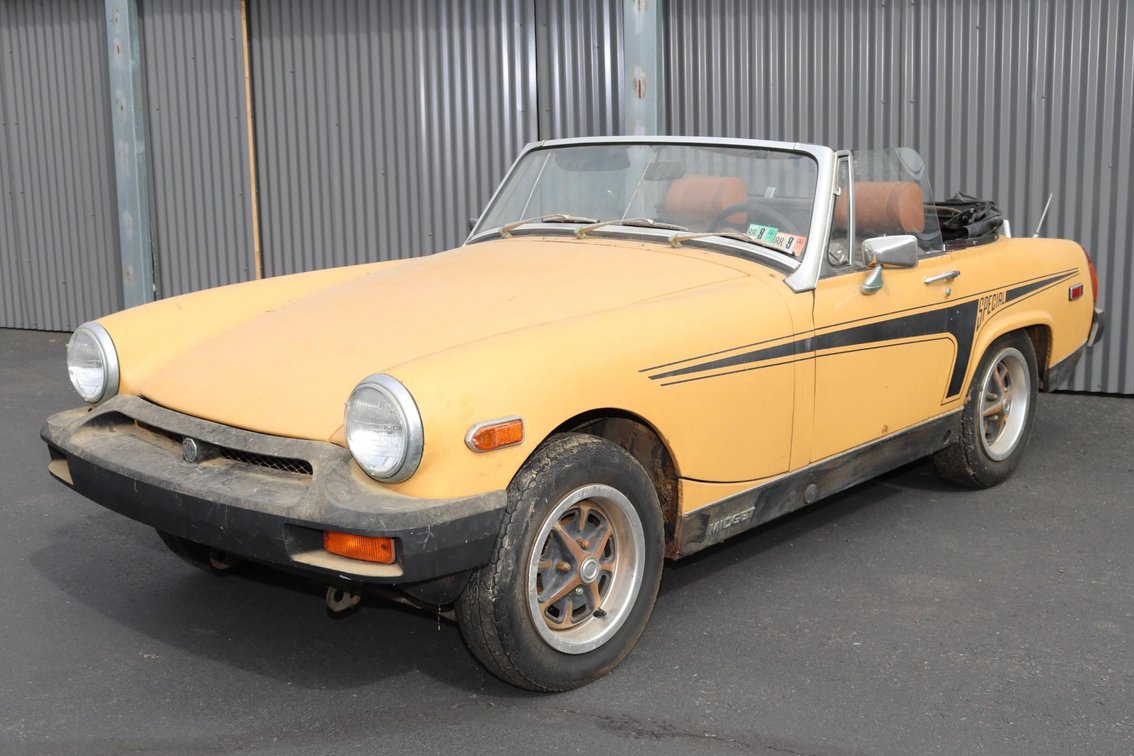 Image for Vehicles & Equipment | June 15, 2022 at 7:00 PM