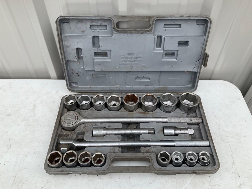 Socket Wrench Set