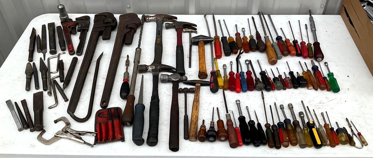 Pipe Wrenches, Screwdrivers, Nut Drivers & Chisels