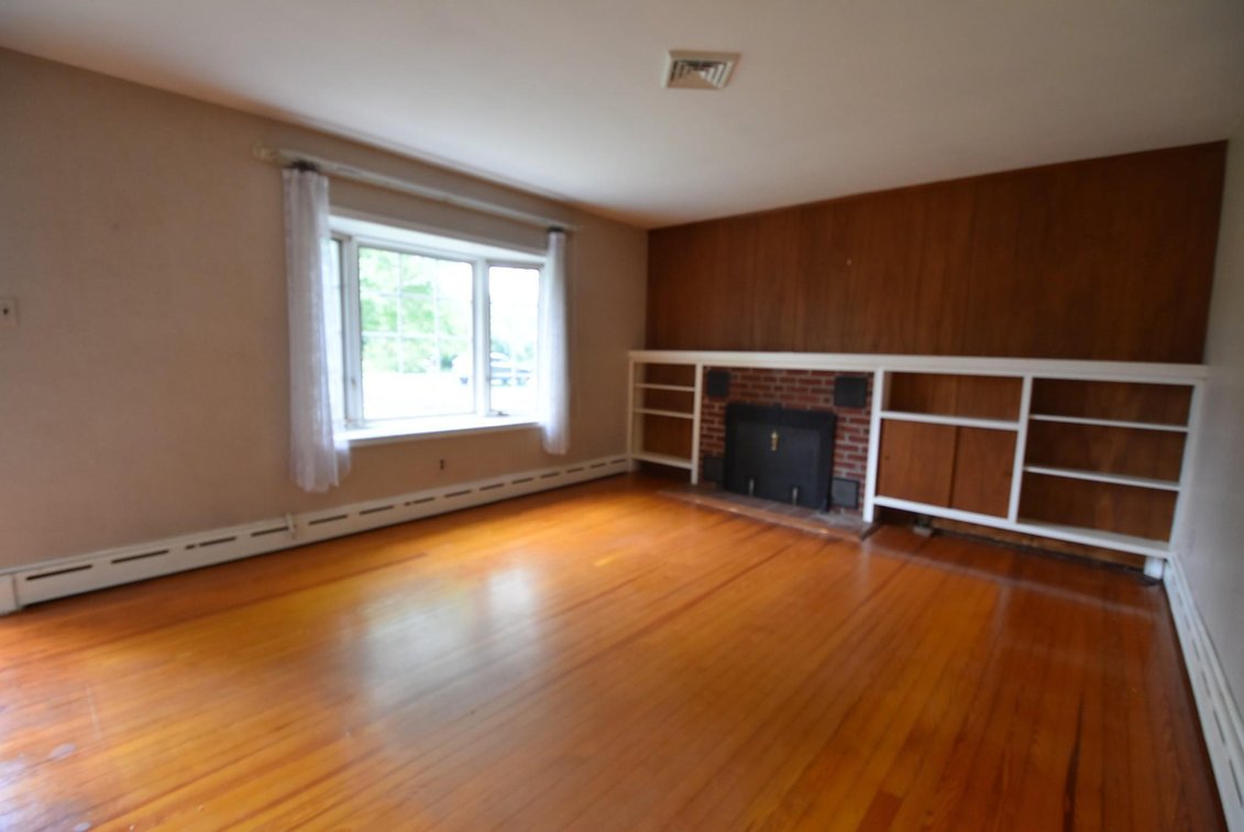 Image for Real Estate | 1640 Clearview Rd., Lansdale, Pa. 19446 at 4:00 PM