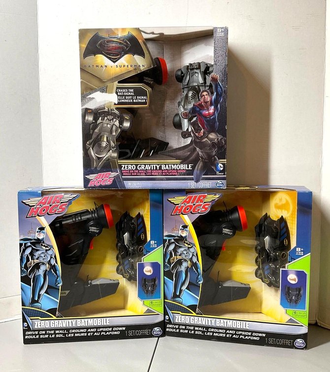 Air Hogs Batman Figures