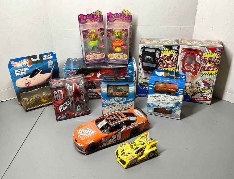 Toy Vehicles