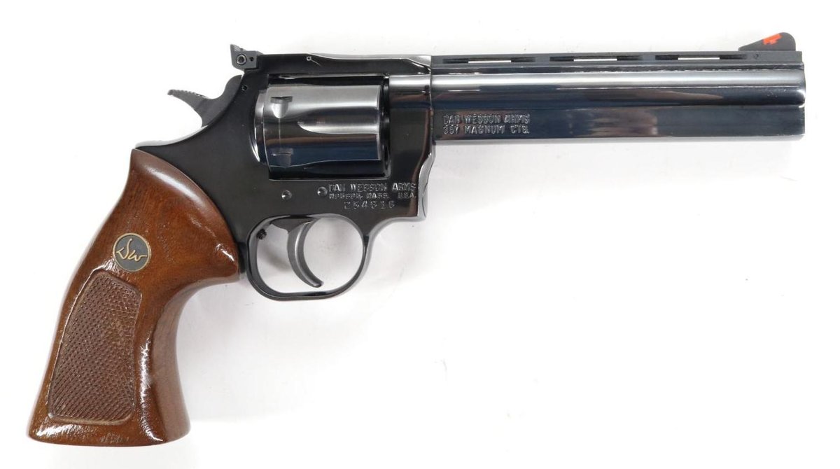 Dan Wesson Model 15-2VH Double Action Revolver