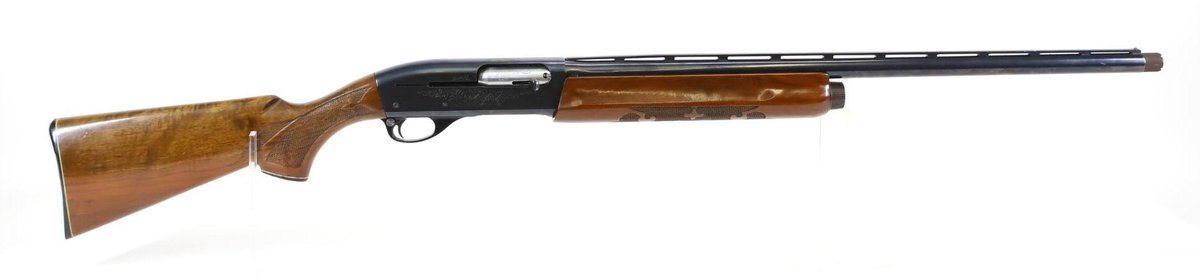 Remington 1100 Semi Automatic Shotgun