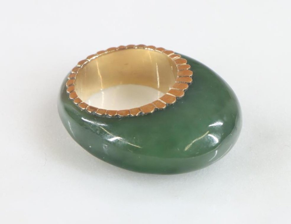 14KY Gold Jade Ring