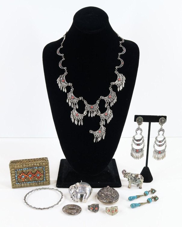 Necklace, Bracelet, Boxes, Pendants, Pin, Rings, Earrings