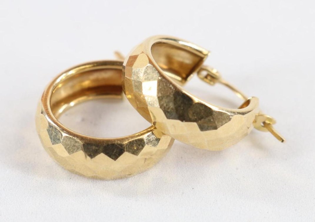 14KY Gold Hoop Earrings