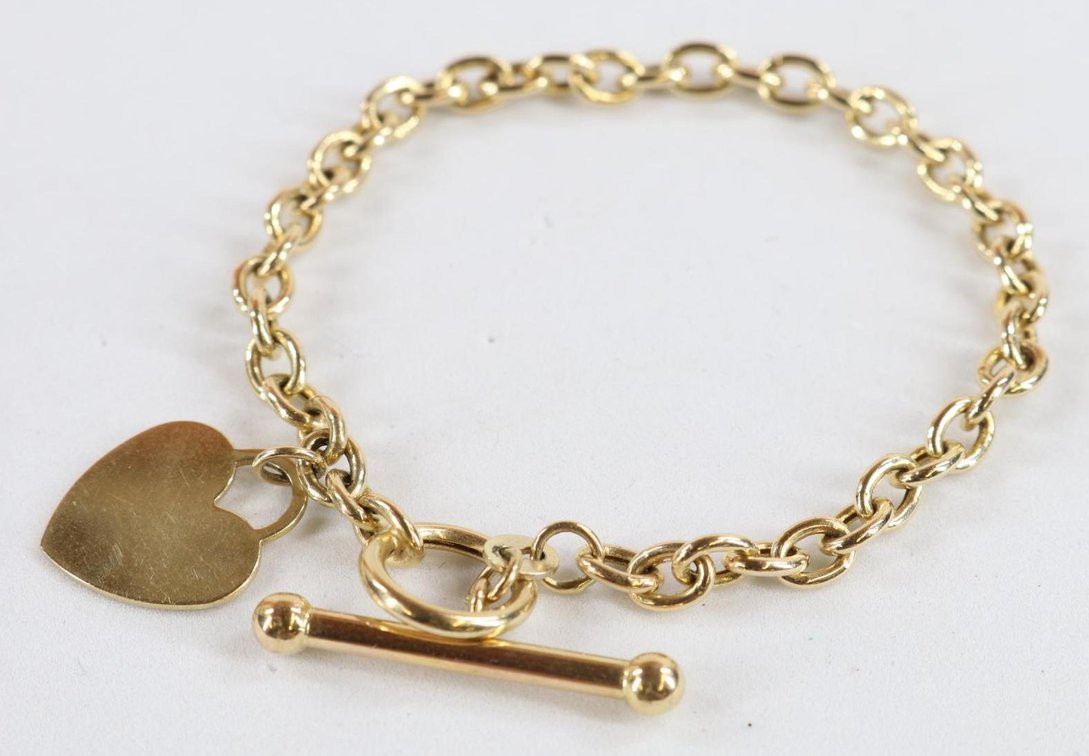 14KY Gold Heart Bracelet