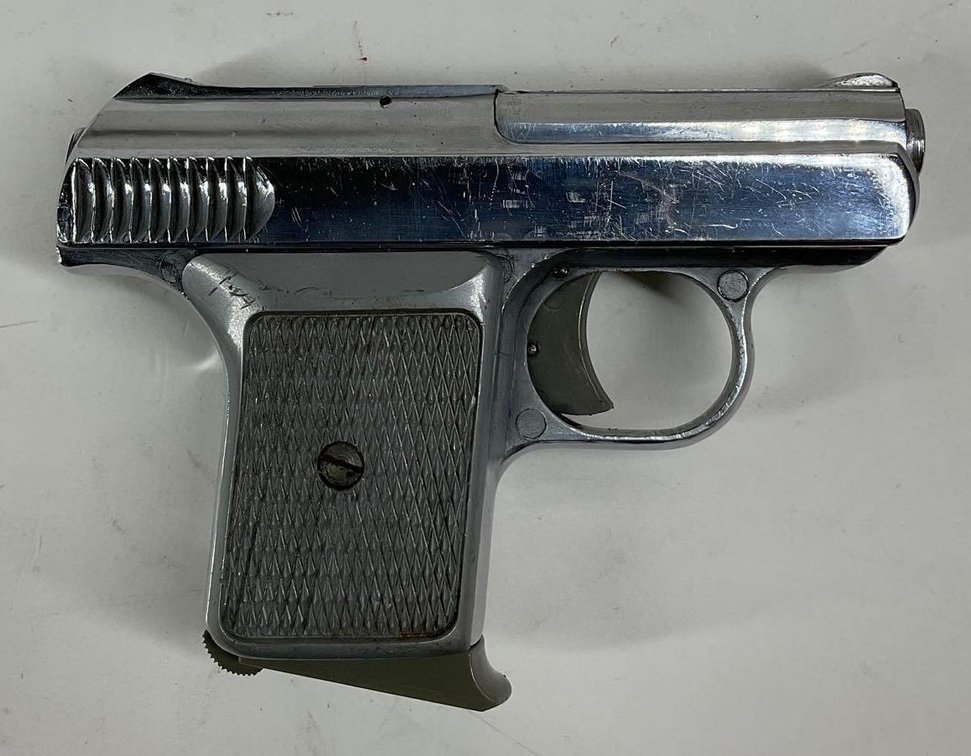 Nischo-KG Model 11 Semi Automatic Pistol