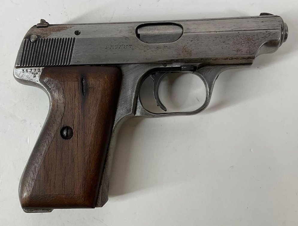 JP Sauer Model 38H Semi Automatic Pistol