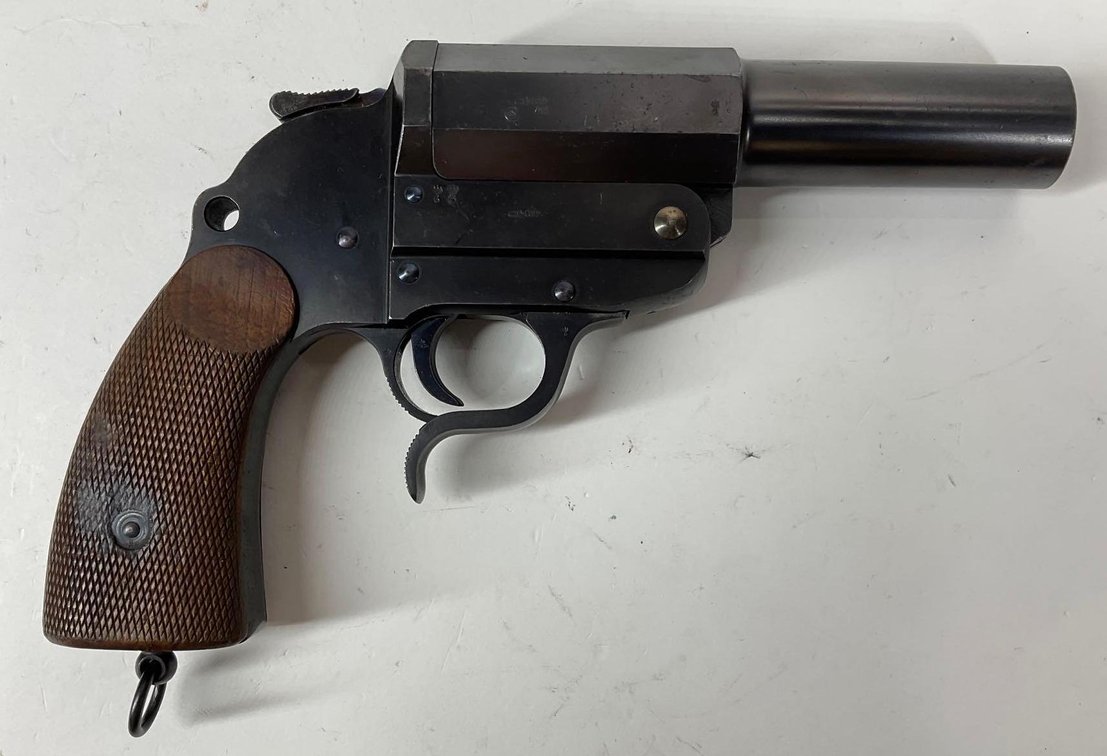 Walther M1926? German Military Flare Pistol