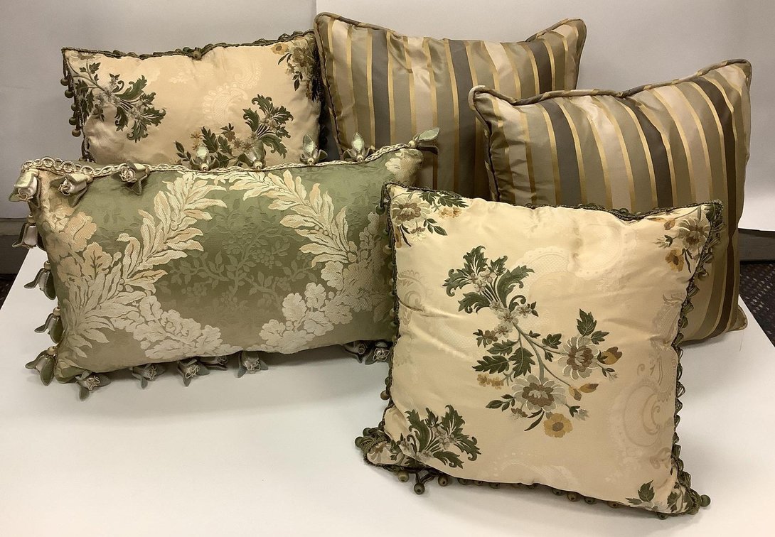 Throw Pillows