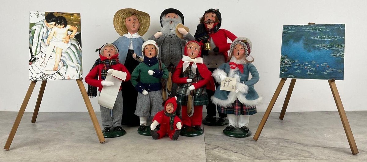 Byers Choice Carolers 