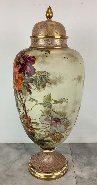 Porcelain Urn