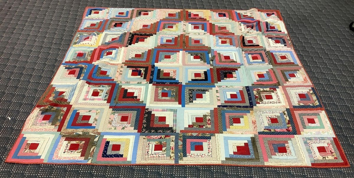Log Cabin Quilt