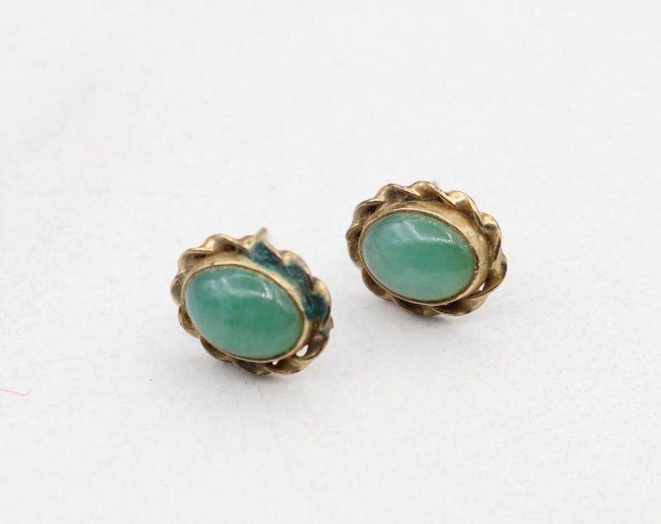 14KY Gold Jade Earrings
