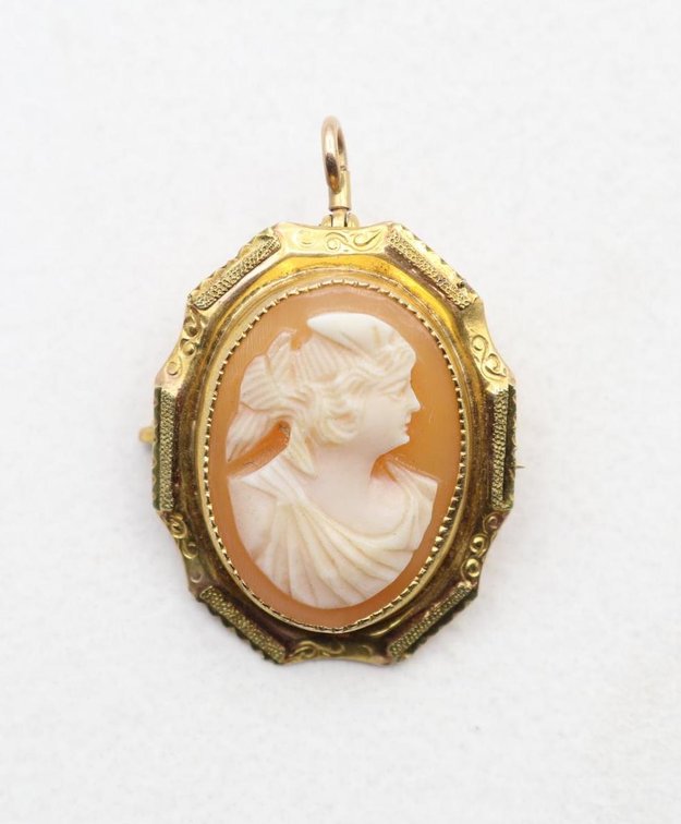 10KY Gold Cameo Pin Pendant