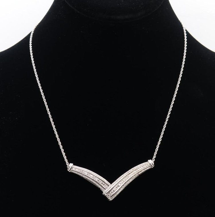 Sterling Silver DIamond Necklace