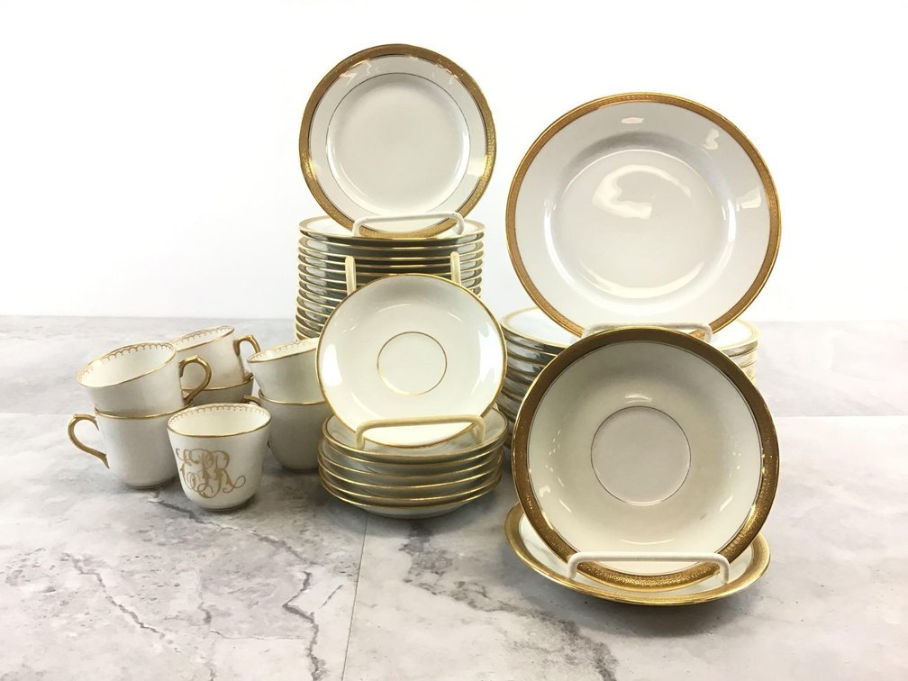 China Including Wedgwood