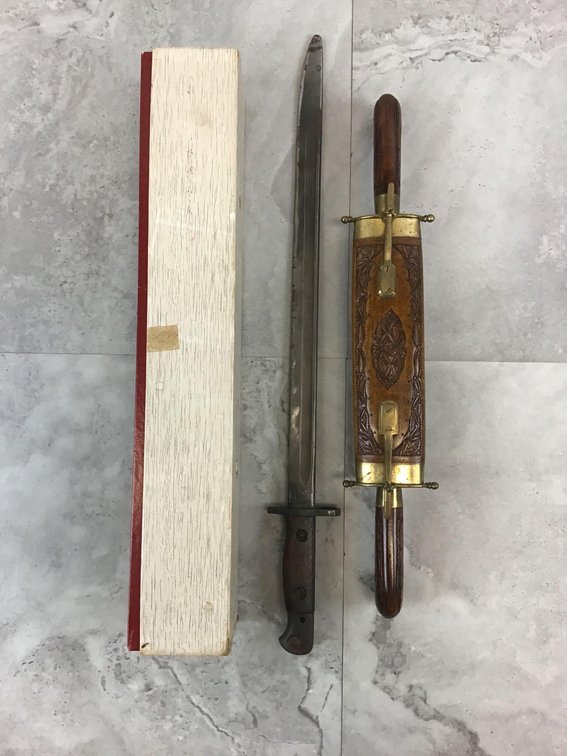 Bayonet and Carving Set