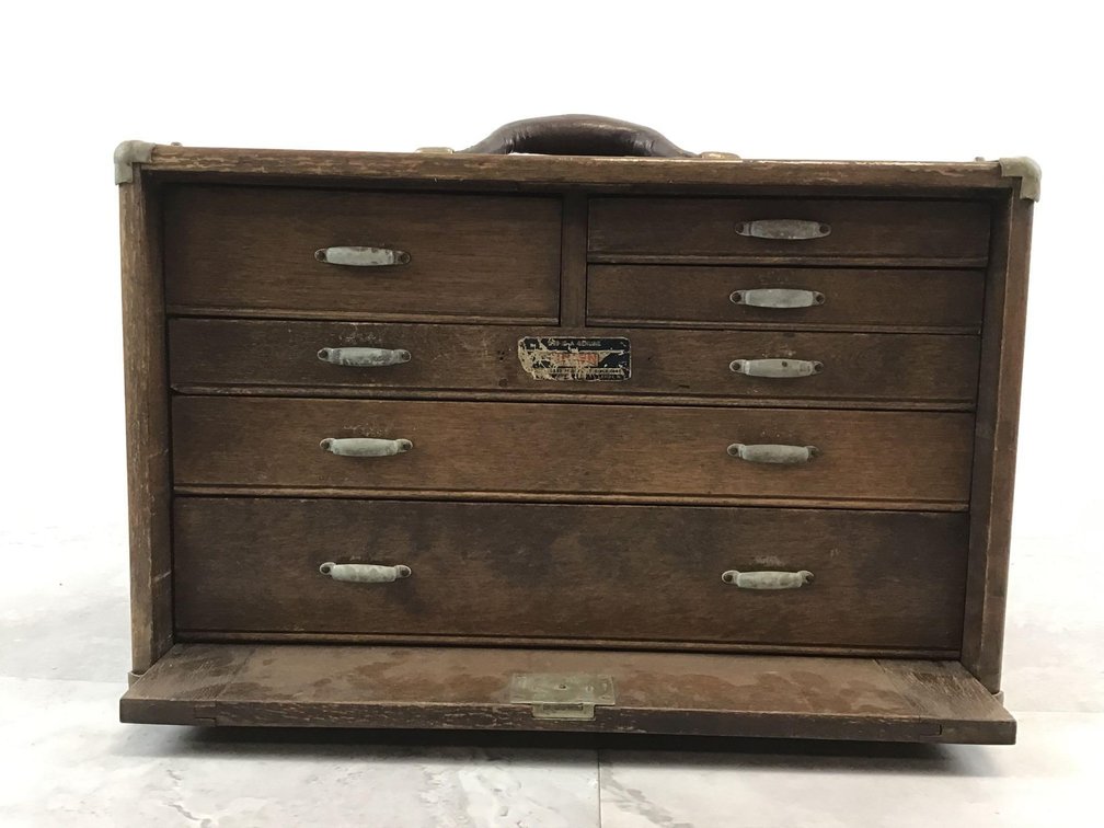 Wooden Dressing Case
