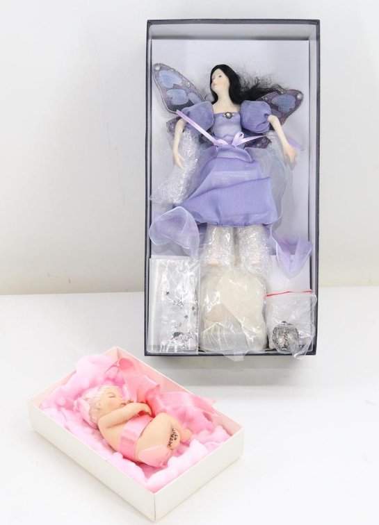 ARTIST DOLL(S).