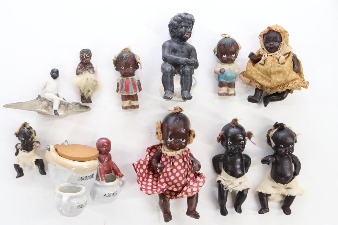 LOT OF BLACK MINIATURES/DOLLS.