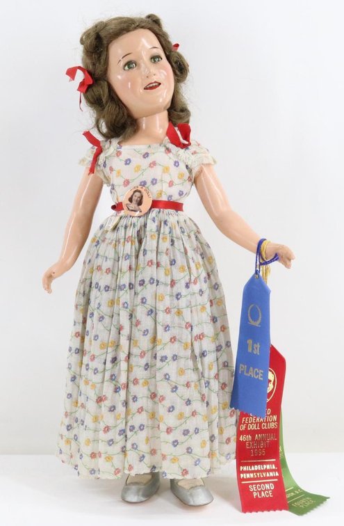 LOT OF COMPOSITION DOLLS.