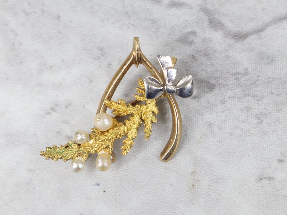 Image for 9CT Gold Pearl Pin