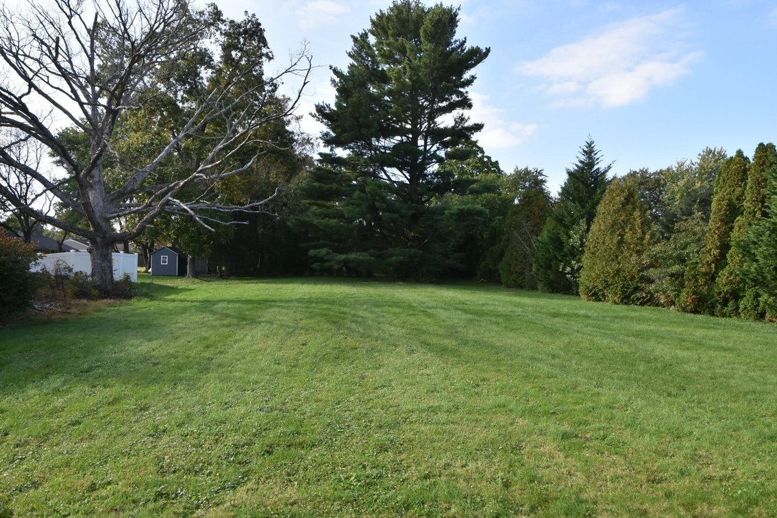 Image for Real Estate | 1002 W. Orvilla Rd., Hatfield | November 13, 2021 at 10:00 am