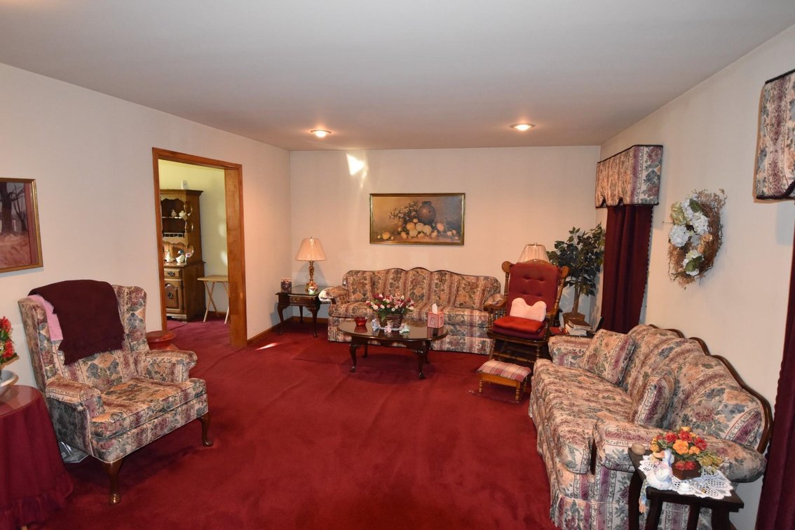 Image for Real Estate | 1002 W. Orvilla Rd., Hatfield | November 13, 2021 at 10:00 am