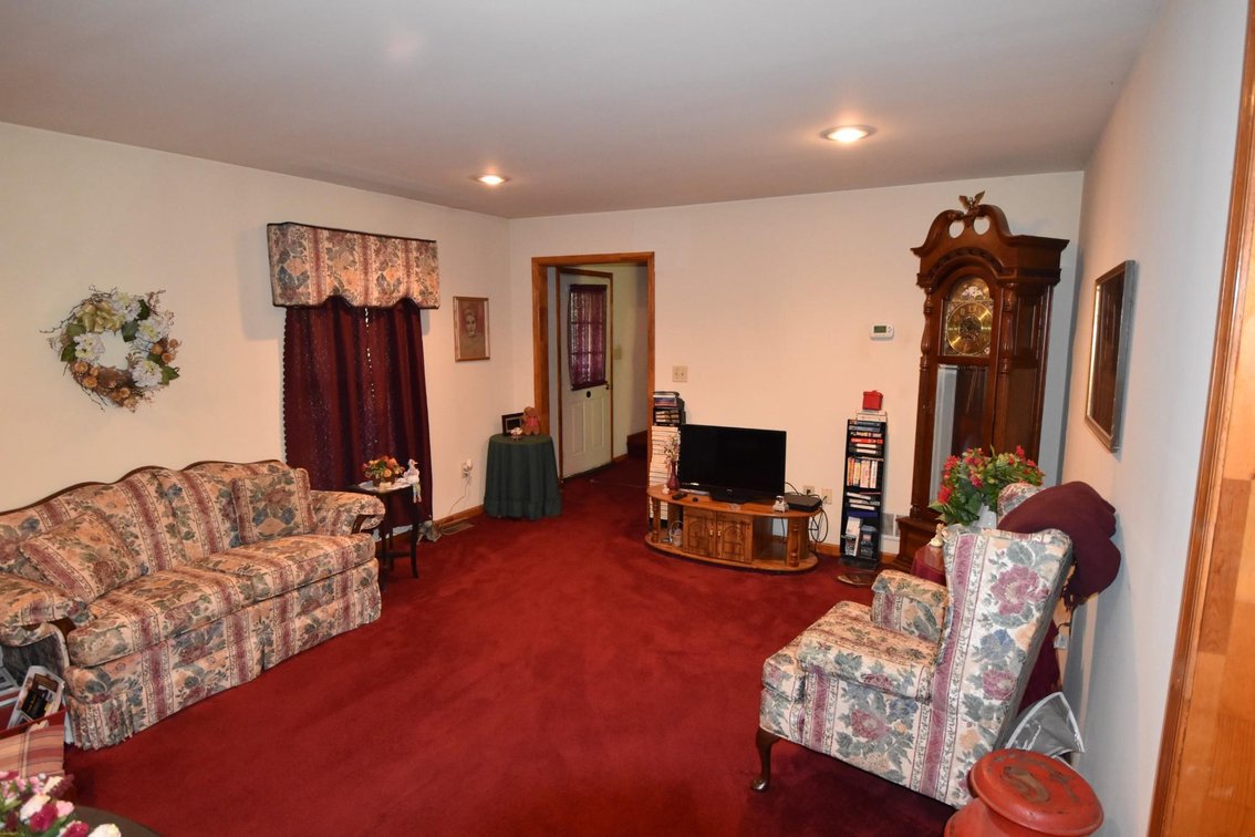 Image for Real Estate | 1002 W. Orvilla Rd., Hatfield | November 13, 2021 at 10:00 am