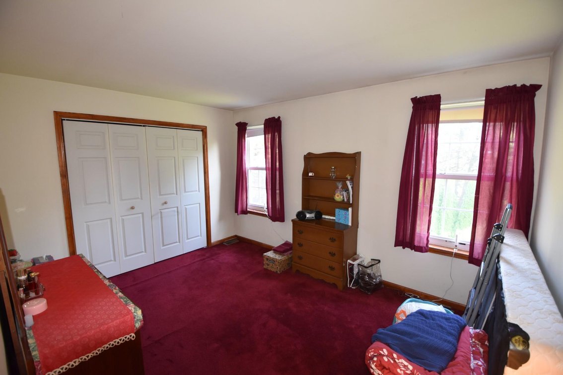 Image for Real Estate | 1002 W. Orvilla Rd., Hatfield | November 13, 2021 at 10:00 am