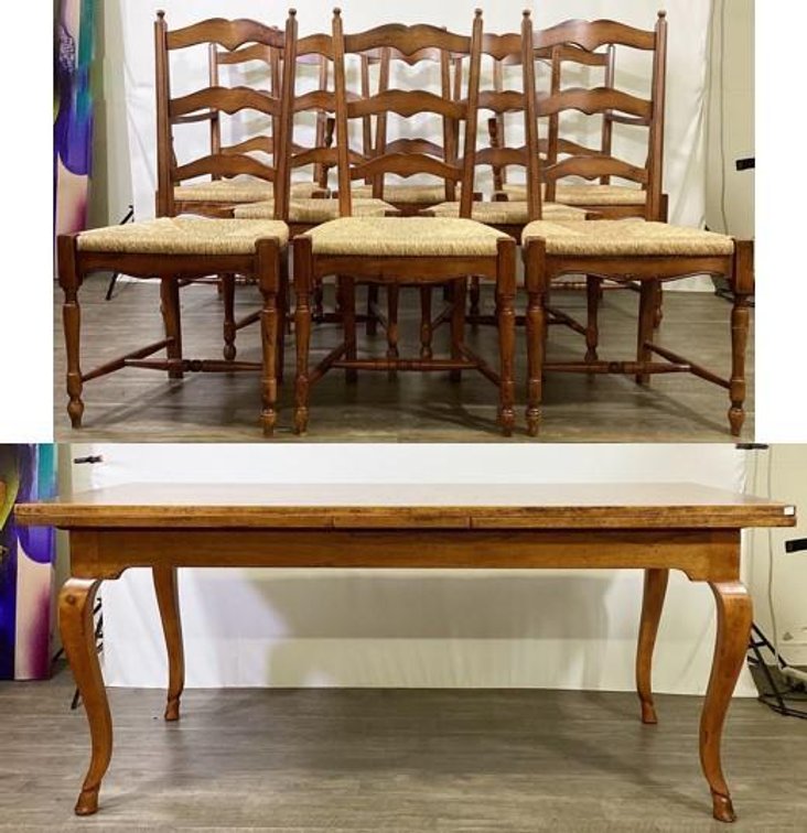 Contemporary Extension Table & Chairs  