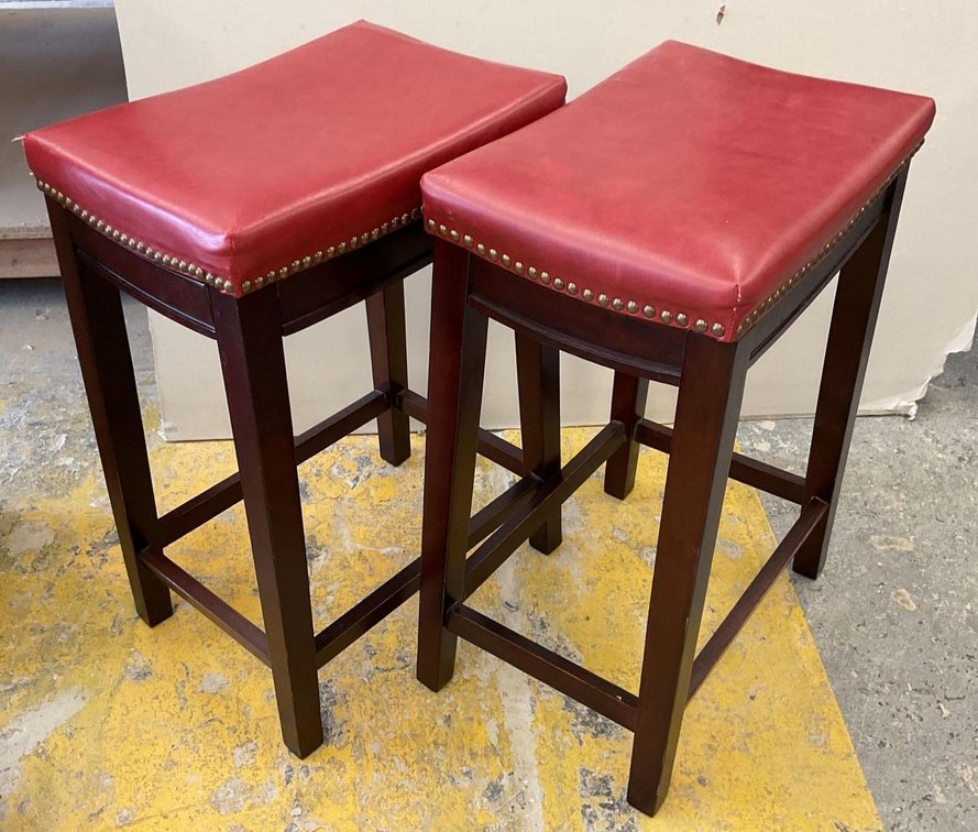 Bar Stools 