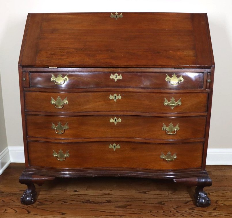 Chippendale Slant Front Desk