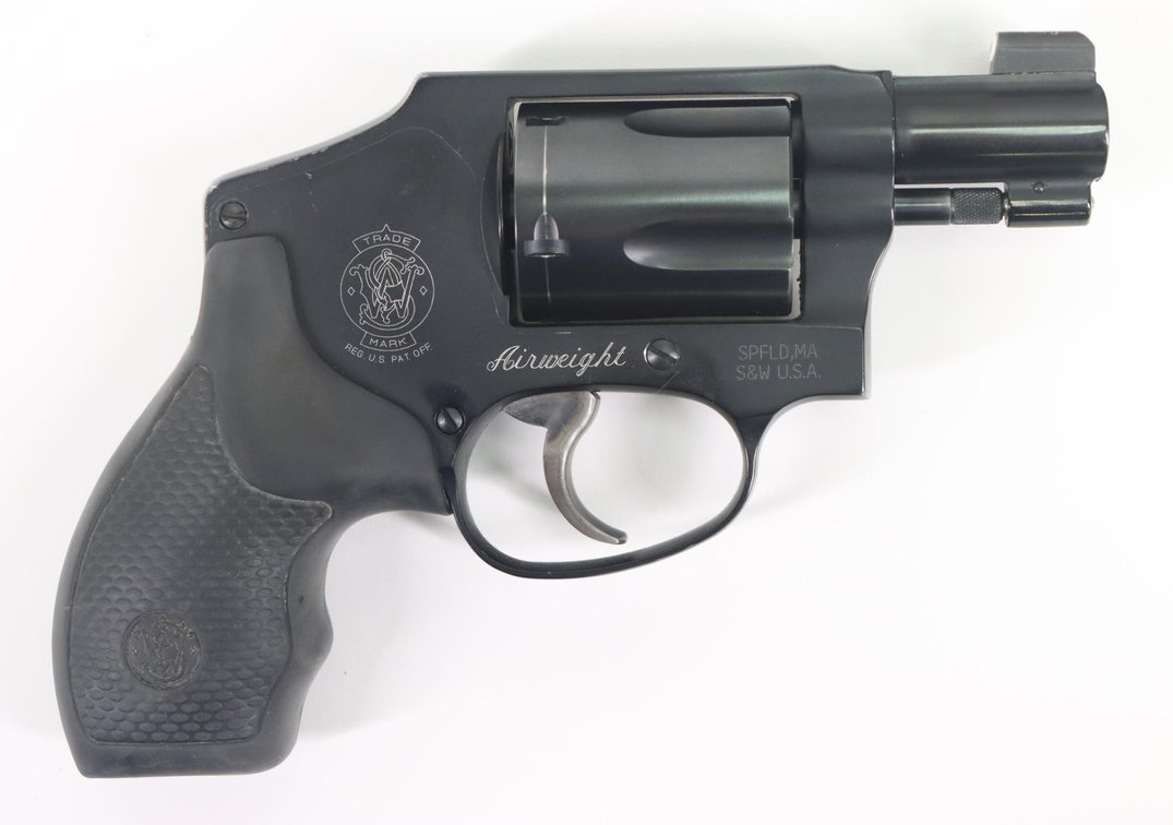 Smith & Wesson 442-1 Airweight Double Action Revolver