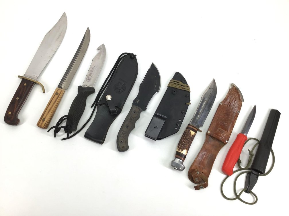 Large Fixed Blade Knives (6)