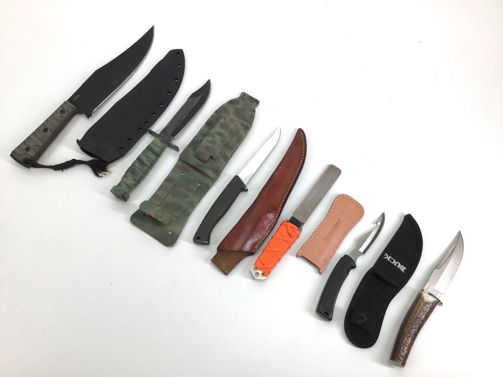 Fixed Blade Knives (6)