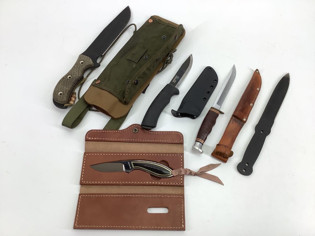 Fixed Blade Knives (5)
