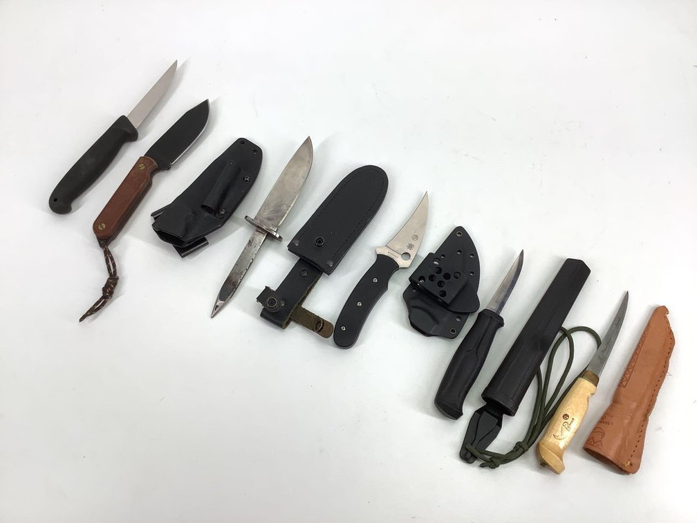 Fixed Blade Knives (6)