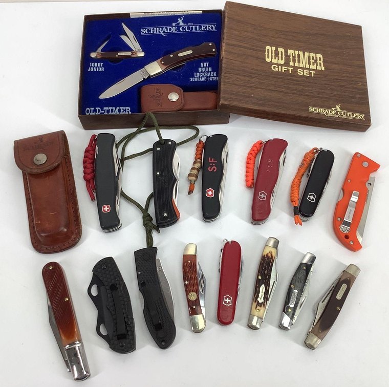 Folding Knives (17)
