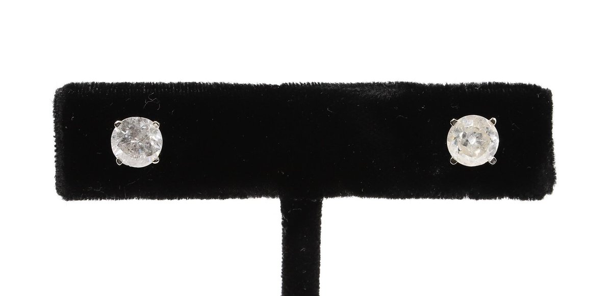 1.0 Carat Diamond Stud Earrings