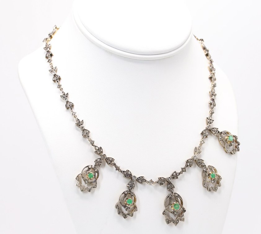 18k Diamond and Emerald Necklace